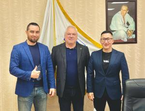 Школьный мас-рестлинг и ОГФСО «Юность России» Школьный мас-рестлинг и ОГФСО «Юность России»