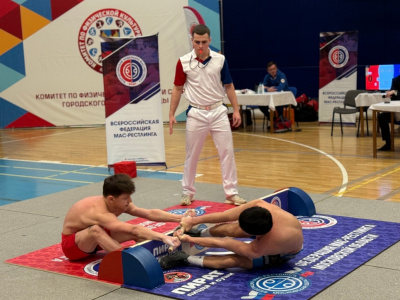 В Люберцах завершились Первенство и Чемпионат ЦФО по мас-рестлингу