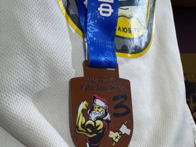 Более 200 спортсменов Подмосковья собрал юбилейный Кубок Деда Мороза по мас-рестлингу в Люберцах