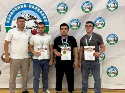 Герою Нартского эпоса, мудрому кузнецу Тлепшу посвятили турнир по мас-рестлингу в Кабардино-Балкарии