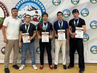 Герою Нартского эпоса, мудрому кузнецу Тлепшу посвятили турнир по мас-рестлингу в Кабардино-Балкарии Герою Нартского эпоса, мудрому кузнецу Тлепшу посвятили турнир по мас-рестлингу в Кабардино-Балкарии