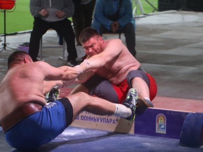 Автомобиль в подарок. Эрчим Баппагай стал абсолютным чемпионом Игр Манчаары