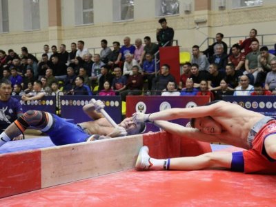 Чемпионат Якутии по мас-рестлингу преподнес сенсационные победы