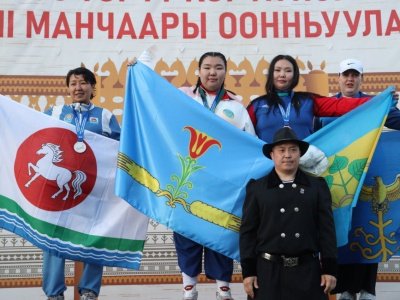 Первый из Анабара, и 26 лет ради золота. Мас-рестлеры разыграли медали Игр Манчаары