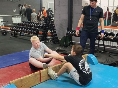 В п. Кукуштан проведен турнир по мас-рестлингу на Кубке Поддубного по богатырскому спорту