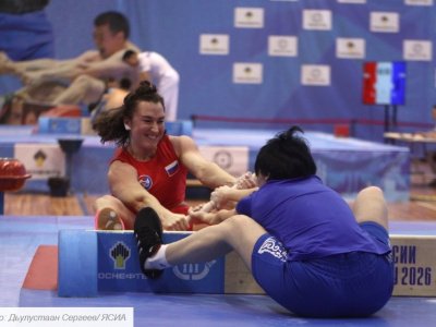 Реванши и сенсации. Мас-рестлеры Якутии завоевали еще шесть золотых медалей чемпионата России