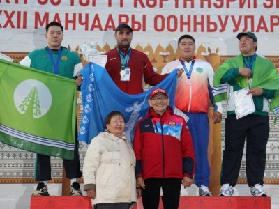 Первый из Анабара, и 26 лет ради золота. Мас-рестлеры разыграли медали Игр Манчаары