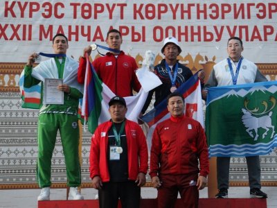 Первый из Анабара, и 26 лет ради золота. Мас-рестлеры разыграли медали Игр Манчаары