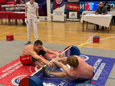 В Люберцах завершились Первенство и Чемпионат ЦФО по мас-рестлингу
