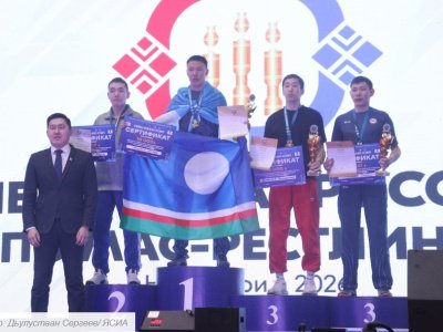 Реванши и сенсации. Мас-рестлеры Якутии завоевали еще шесть золотых медалей чемпионата России